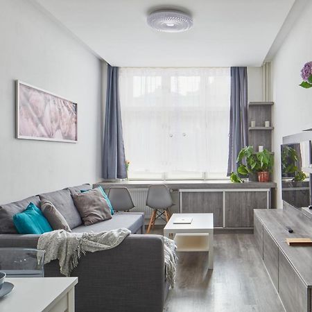 Minimalist Apartment On Wenceslas Square By Prague Days Exteriör bild